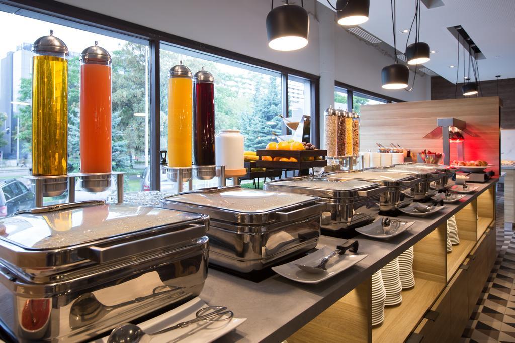 Novotel Wroclaw Centrum Ngoại thất bức ảnh